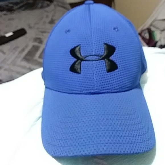 Underarmor Hat - Picture 1 of 3